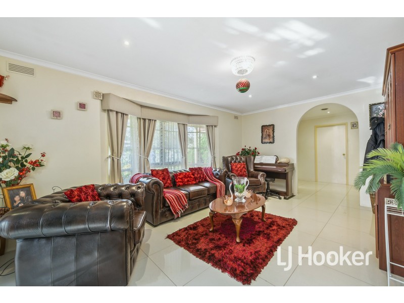 1 Barrington Place, Hampton Park VIC 3976