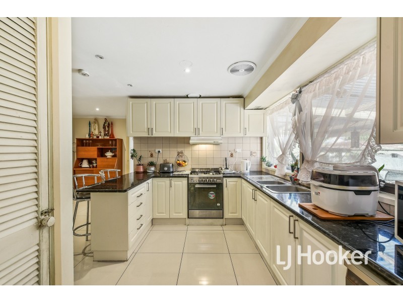 1 Barrington Place, Hampton Park VIC 3976