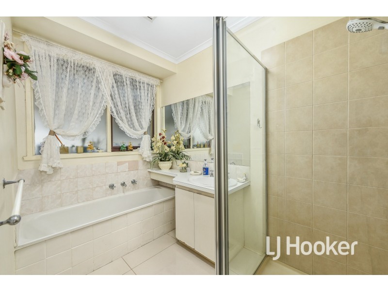 1 Barrington Place, Hampton Park VIC 3976