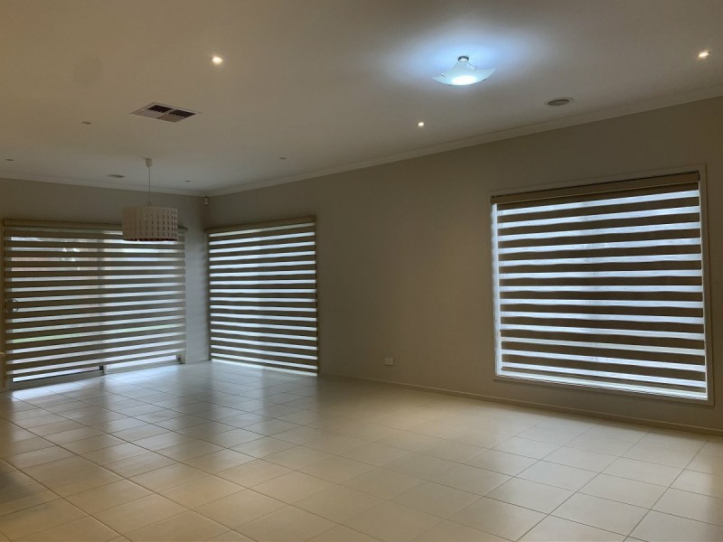 127 Lineham Drive, Cranbourne East VIC 3977