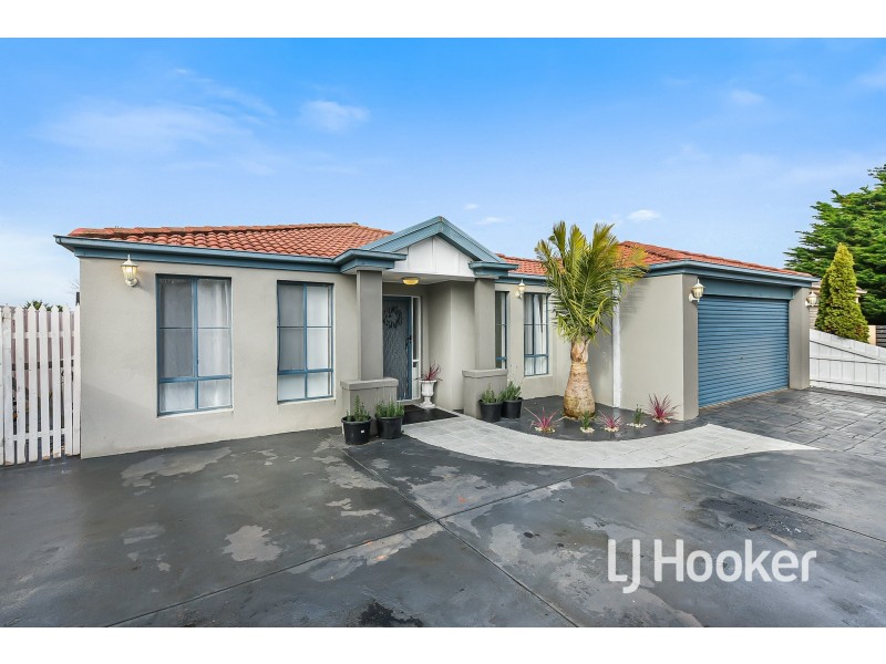 3 Mariner Close, Cranbourne North VIC 3977