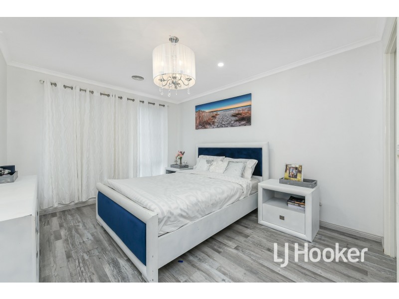 3 Mariner Close, Cranbourne North VIC 3977