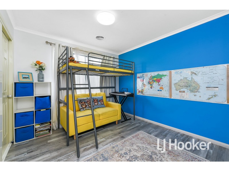 3 Mariner Close, Cranbourne North VIC 3977