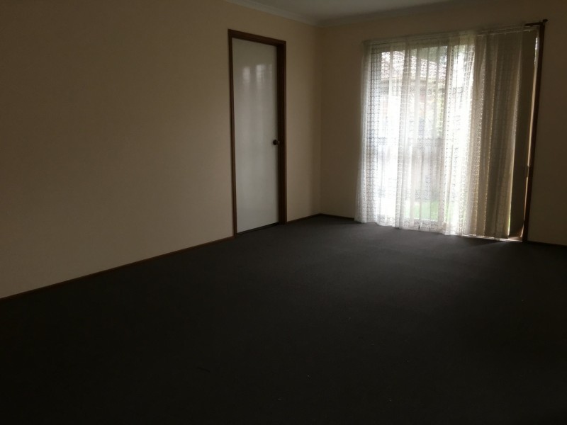 Unit 2/7 Hazlitt Court, Cranbourne VIC 3977