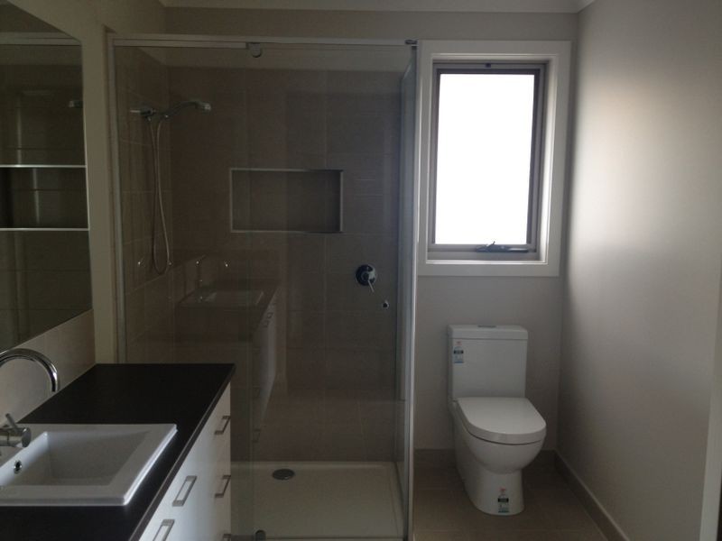 5 Rosyth Way, Cranbourne VIC 3977