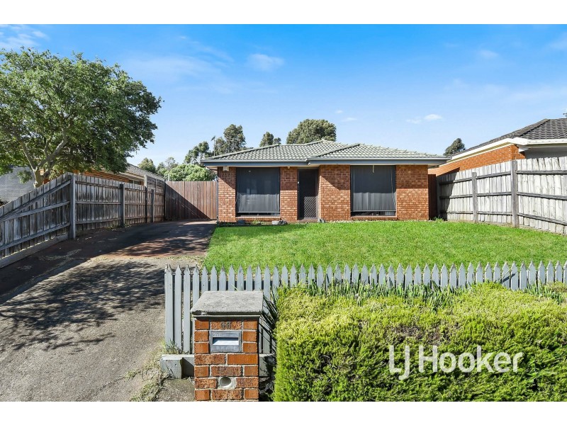 66 Raisell Road, Cranbourne West VIC 3977