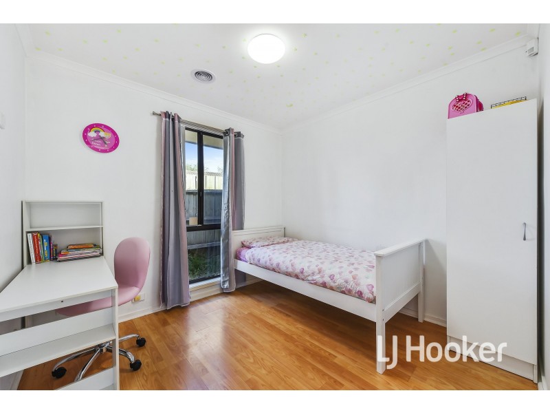 66 Raisell Road, Cranbourne West VIC 3977