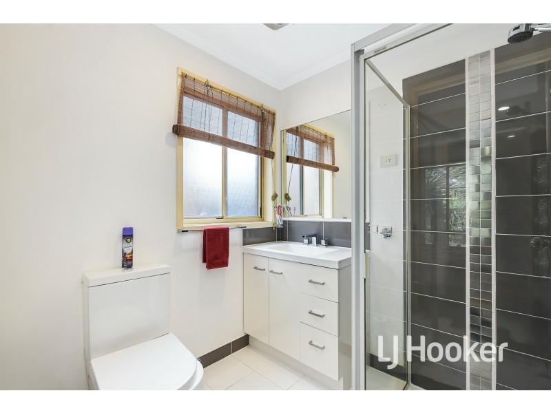 26 Merrijig Avenue, Cranbourne VIC 3977