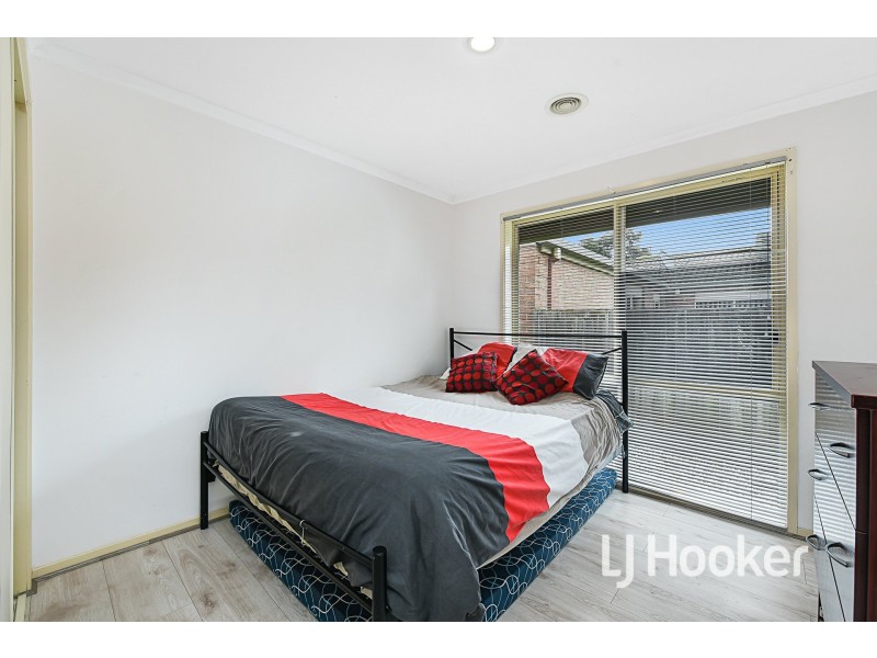 26 Merrijig Avenue, Cranbourne VIC 3977
