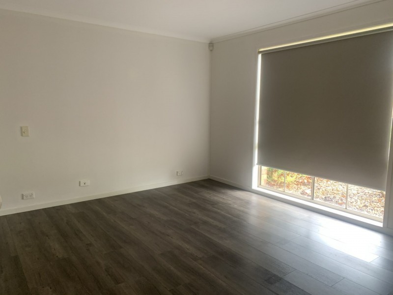 74 Jerilderie Drive, Berwick VIC 3806