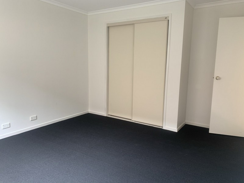 74 Jerilderie Drive, Berwick VIC 3806