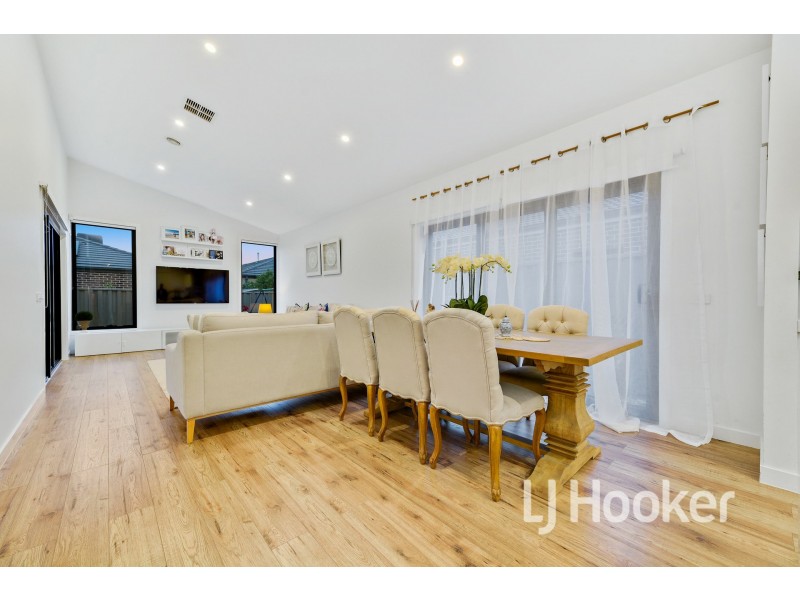 3 Boonwurrung Street, Cranbourne East VIC 3977