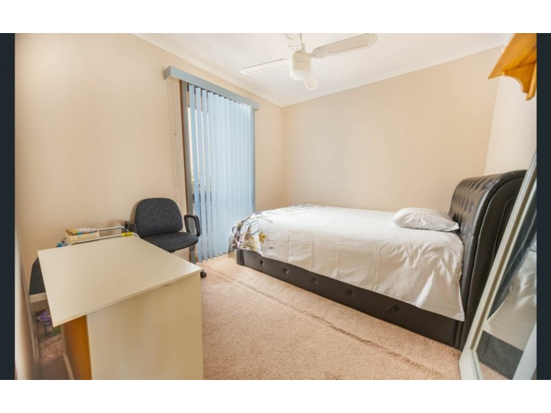 30 Michelle Drive, Hampton Park VIC 3976