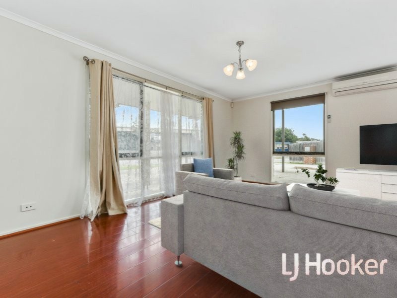 1/43 Wentworth Street, Cranbourne North VIC 3977