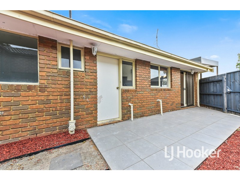 1/43 Wentworth Street, Cranbourne North VIC 3977