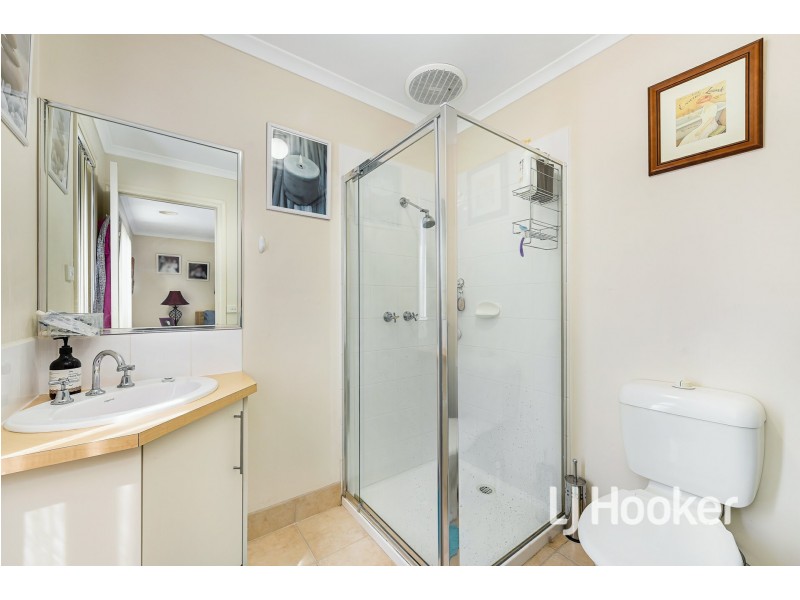 11 Kulkami Way, Cranbourne West VIC 3977