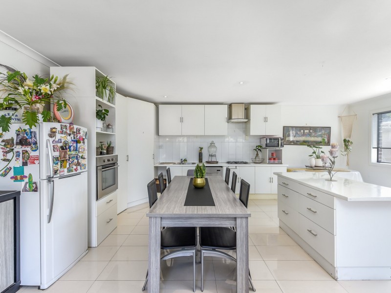 Unit 2/42 Harry Street, Cranbourne VIC 3977