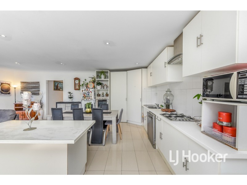 Unit 2/42 Harry Street, Cranbourne VIC 3977