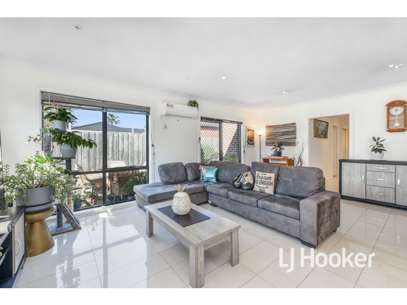 Unit 2/42 Harry Street, Cranbourne VIC 3977
