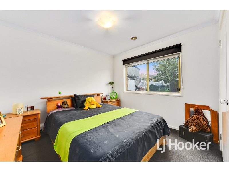 52 Kingdom Drive, Cranbourne VIC 3977