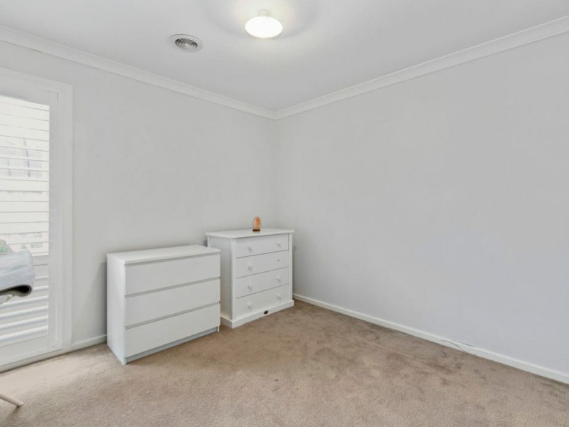 4 Firebird Street, Cranbourne East VIC 3977