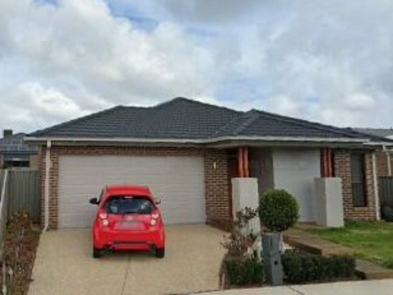 4 Cortula Road, Cranbourne East VIC 3977