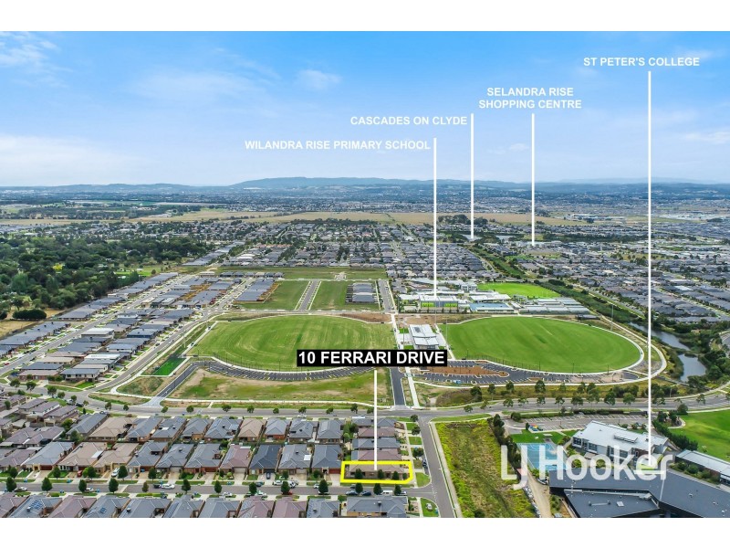 10 Ferrari Drive, Cranbourne East VIC 3977