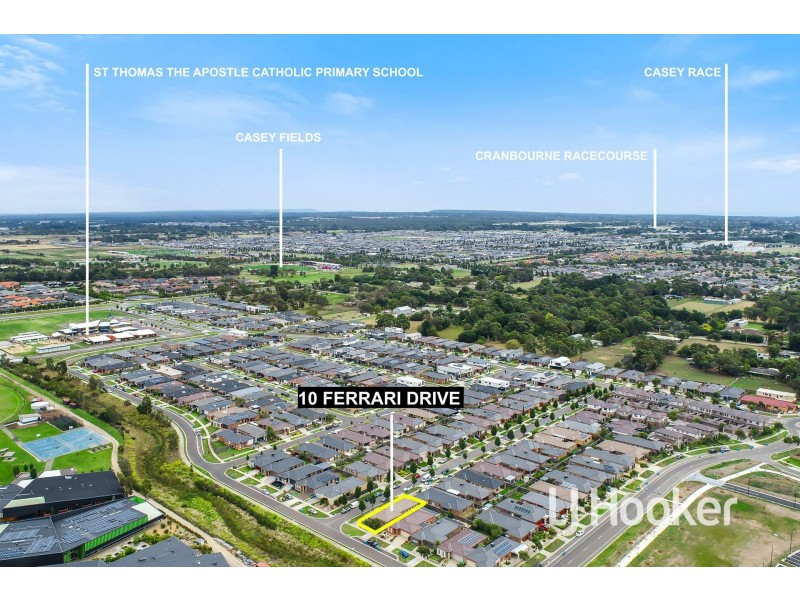 10 Ferrari Drive, Cranbourne East VIC 3977