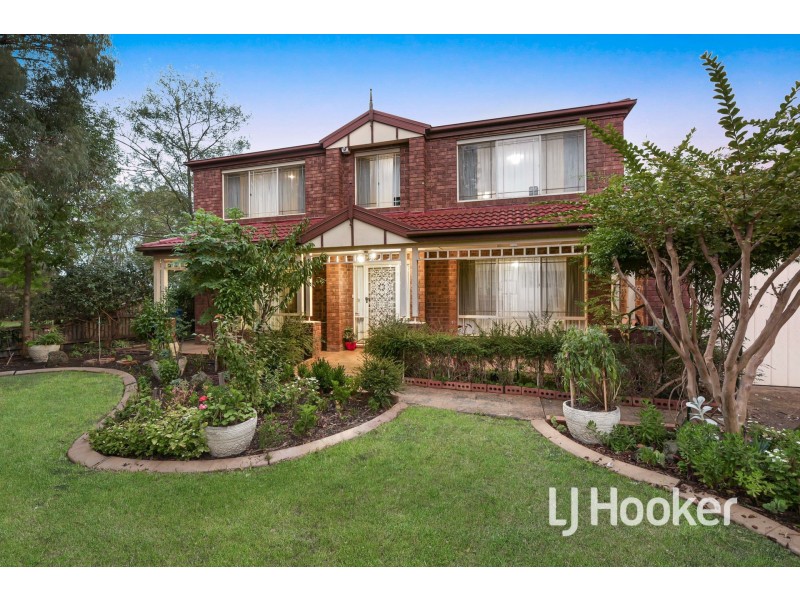10 Bolwarra Court, Cranbourne West VIC 3977