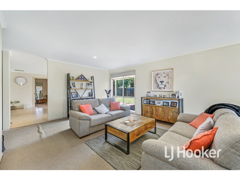 35 Littlecroft Avenue, Narre Warren South VIC 3805