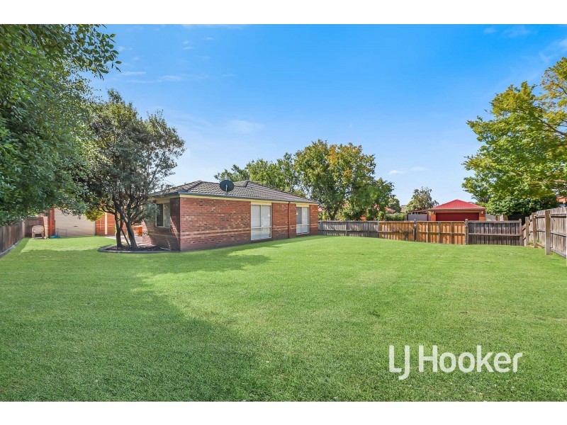 35 Littlecroft Avenue, Narre Warren South VIC 3805