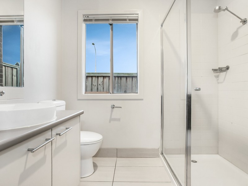 57 Royal Oak Crescent, Cranbourne East VIC 3977