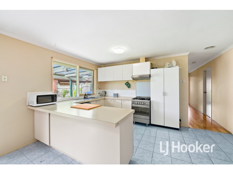 1 Karrum Karrum Court, Narre Warren South VIC 3805