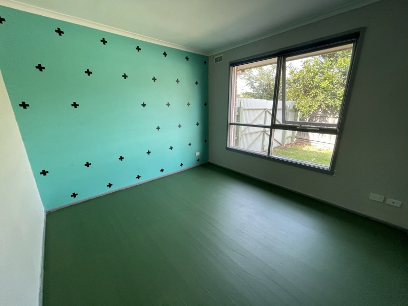 17 Rosalie Avenue, Cranbourne VIC 3977