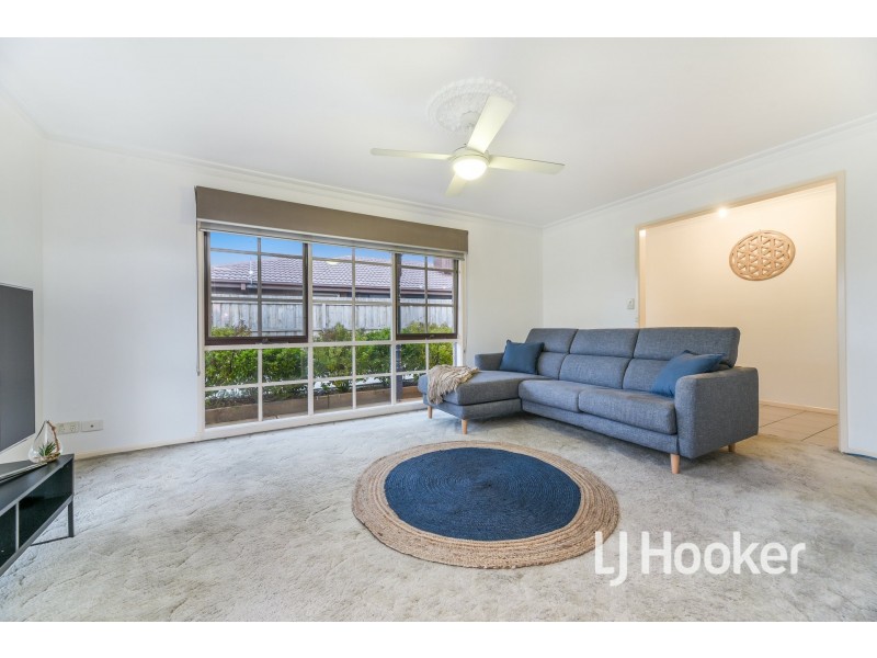 10 South Anderson Court, Cranbourne VIC 3977