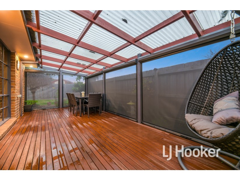 10 South Anderson Court, Cranbourne VIC 3977