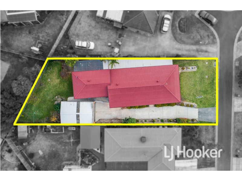 10 South Anderson Court, Cranbourne VIC 3977