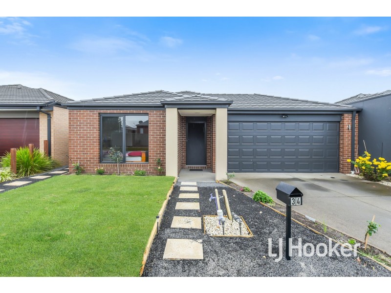 34 Cortula Road, Cranbourne East VIC 3977
