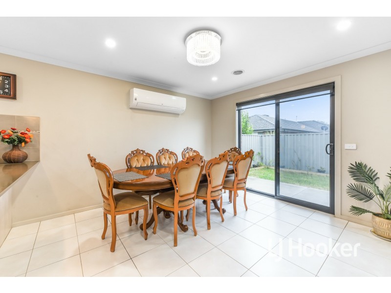 34 Cortula Road, Cranbourne East VIC 3977