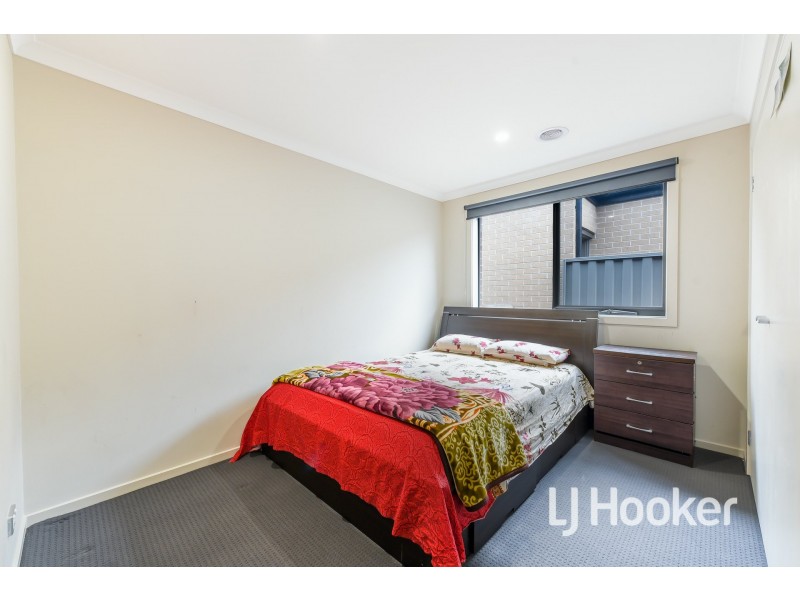 34 Cortula Road, Cranbourne East VIC 3977