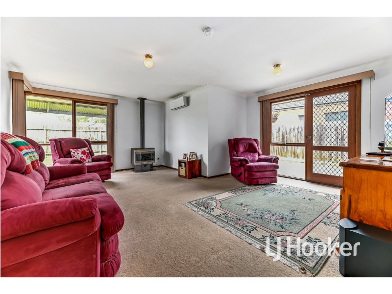 1 Circle Drive North, Cranbourne VIC 3977