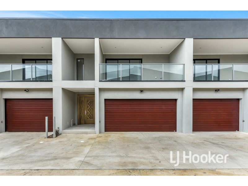 5 Autumn Crescent, Carrum Downs VIC 3201