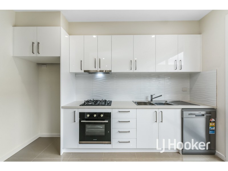 5 Autumn Crescent, Carrum Downs VIC 3201