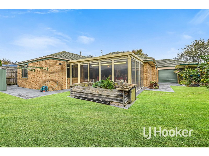 29 Jagger Circuit, Cranbourne East VIC 3977