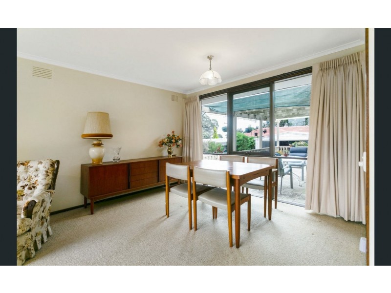 3 Marnebeck Court, Cranbourne VIC 3977