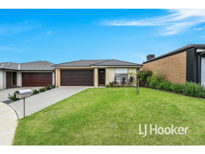 10 Galaxias Court, Clyde North VIC 3978