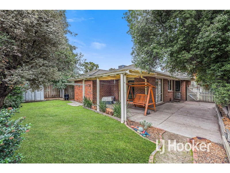 36 Sunnyside Drive, Berwick VIC 3806