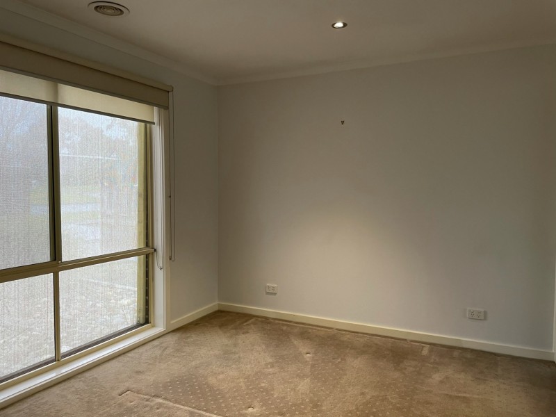 1/5 Gordon Street, Cranbourne VIC 3977