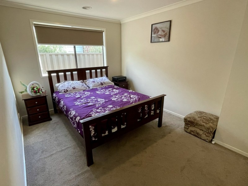 35 Cortula Road, Cranbourne East VIC 3977