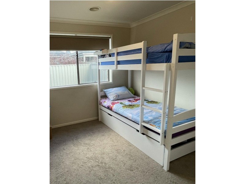 35 Cortula Road, Cranbourne East VIC 3977